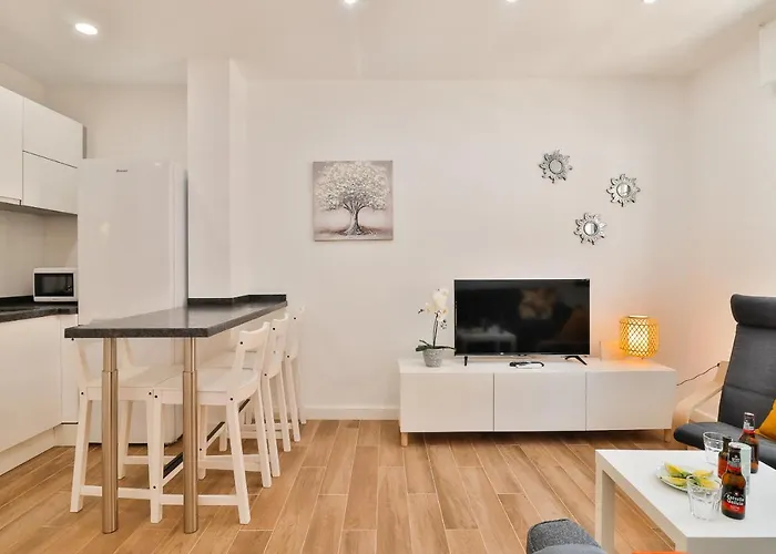 C4 - El Palo Beach 2 Bedroom Apartment